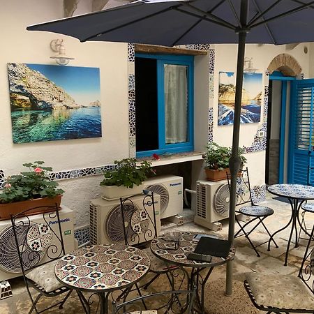 Cortile Azzurro Hotel Trapani Exterior photo